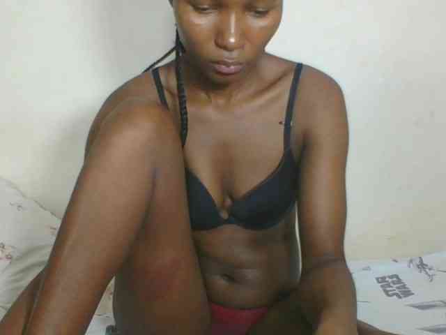 Ebonycutegal webcam