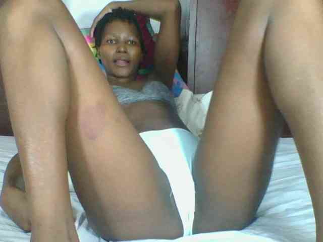 Ebonycutegal webcam