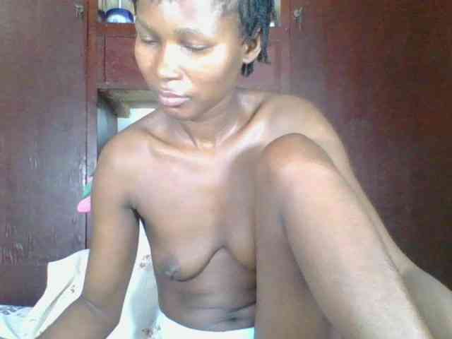 Ebonycutegal webcam