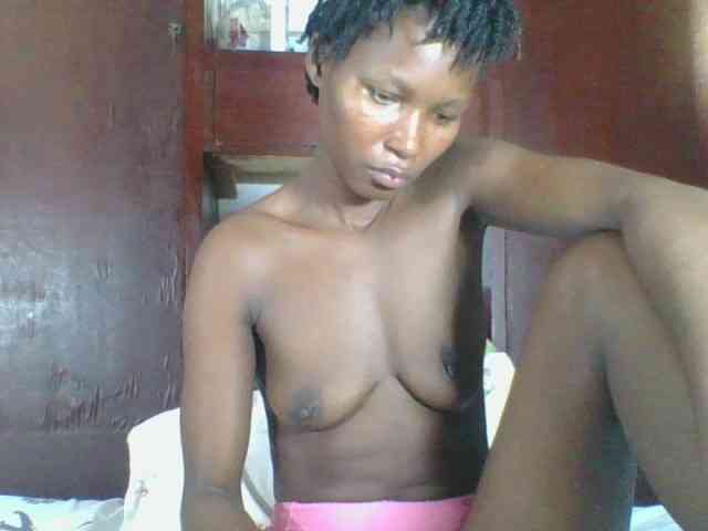 Ebonycutegal webcam