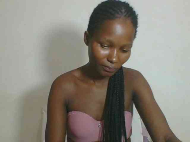 Ebonycutegal webcam