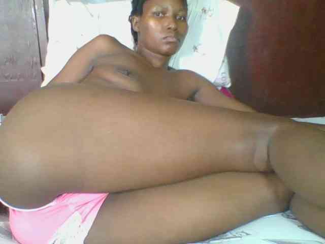 Ebonycutegal webcam