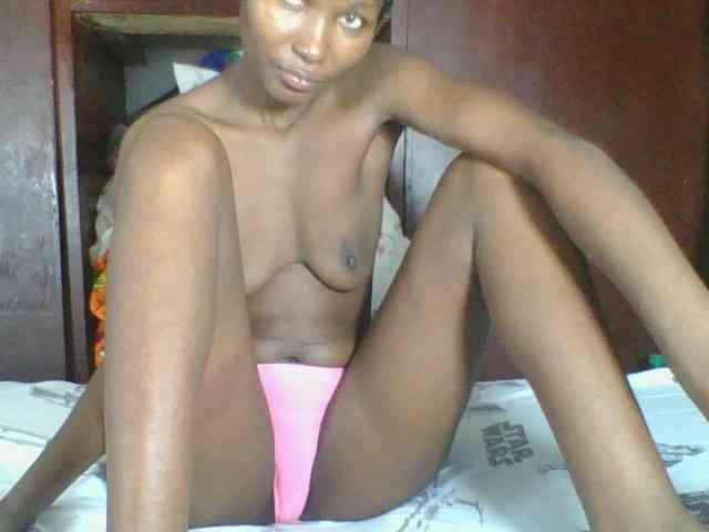 Ebonycutegal webcam