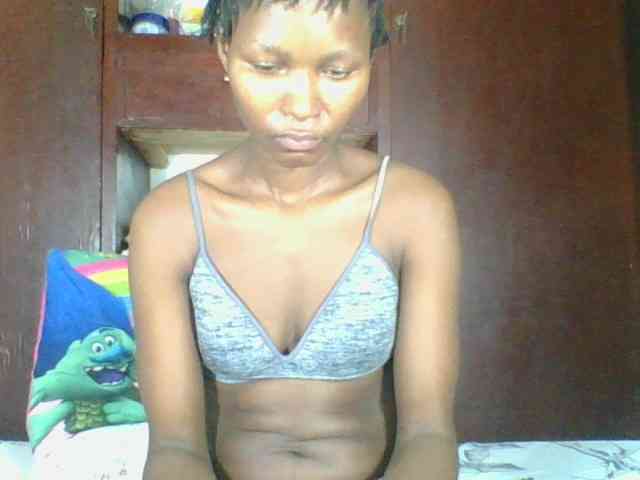 Ebonycutegal webcam