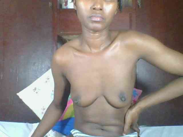 Ebonycutegal webcam