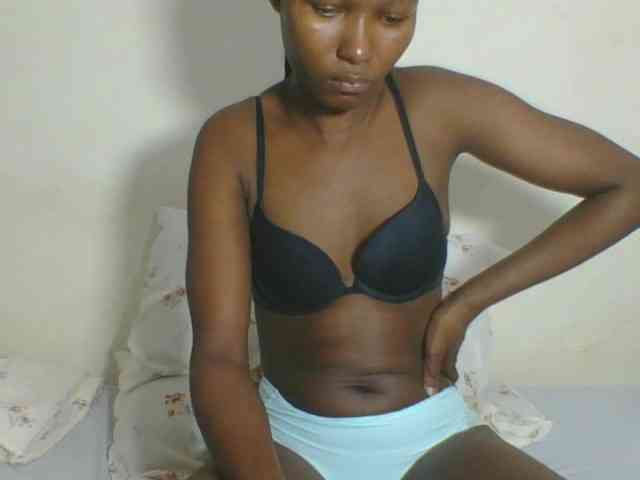 Ebonycutegal webcam