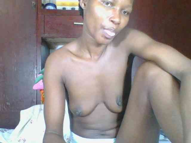 Ebonycutegal webcam