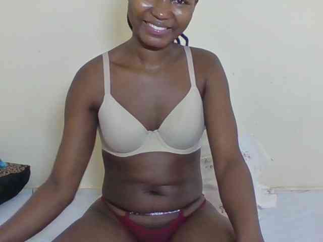 Ebonycutegal webcam