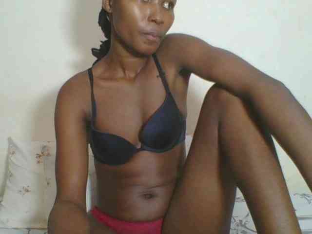 Ebonycutegal webcam