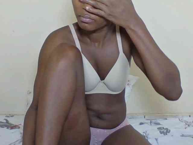 Ebonycutegal Ebonycutegal