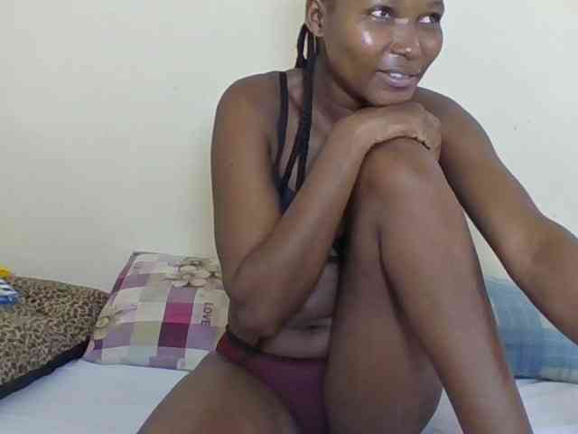 Ebonycutegal webcam