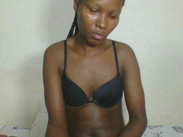 Ebonycutegal webcam