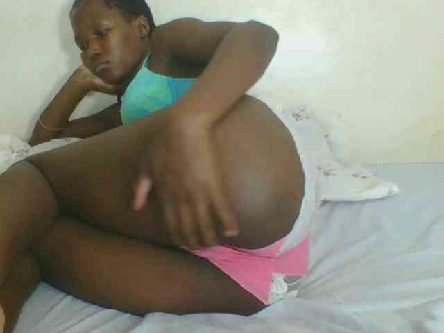 Ebonycutegal webcam