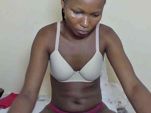 Ebonycutegal webcam