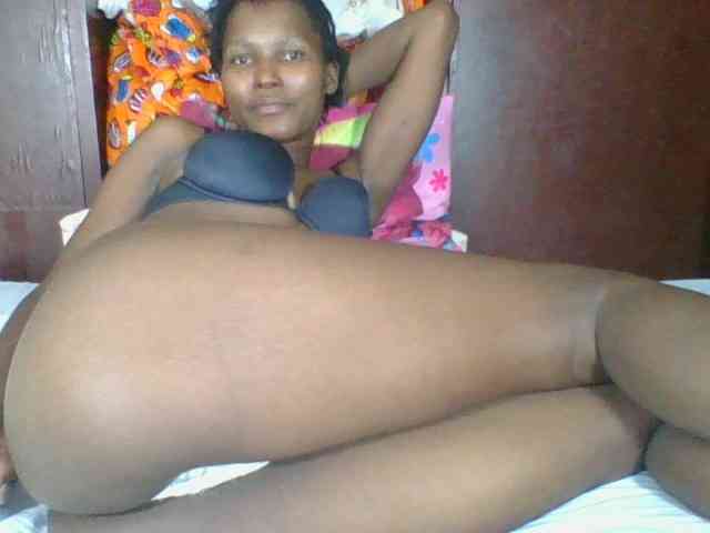 Ebonycutegal webcam