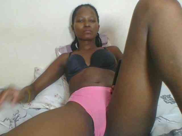 Ebonycutegal webcam