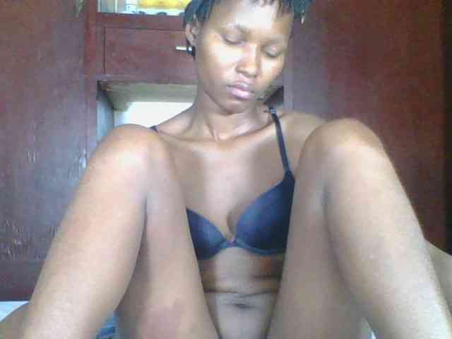 Ebonycutegal webcam