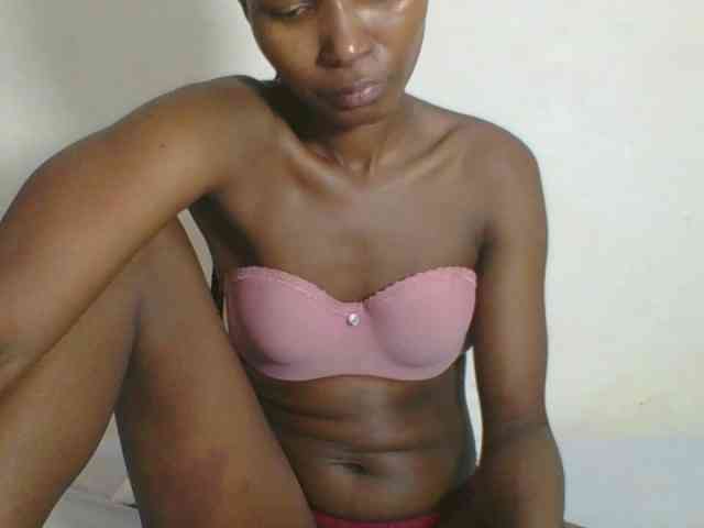 Ebonycutegal webcam