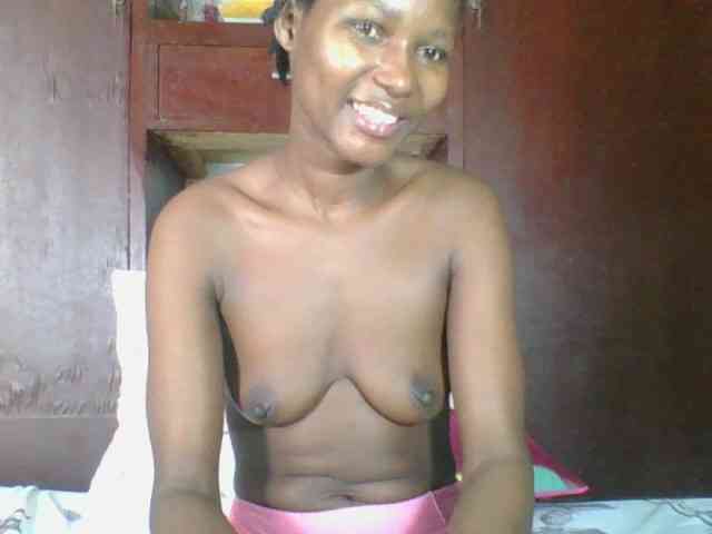 Ebonycutegal webcam