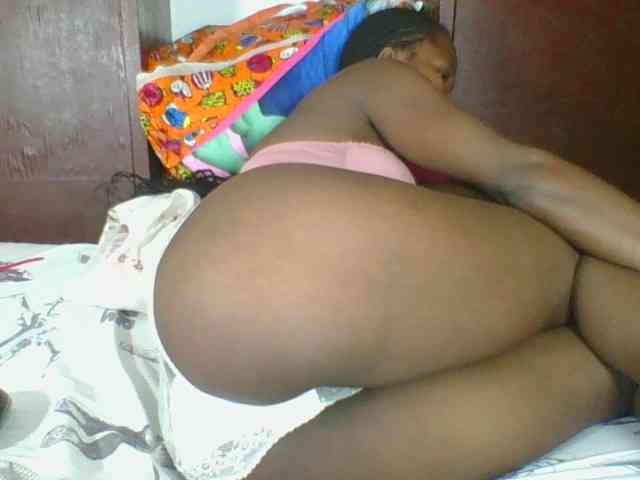 Ebonycutegal webcam