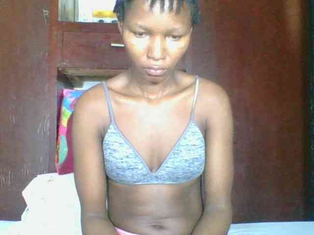 Ebonycutegal webcam