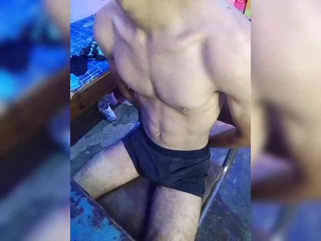 DeyPectoral1 DeyPectoral1