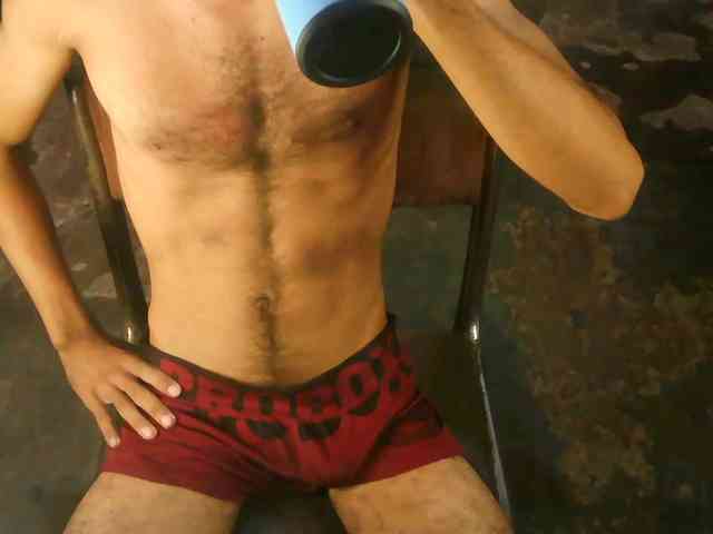 DeyPectoral1