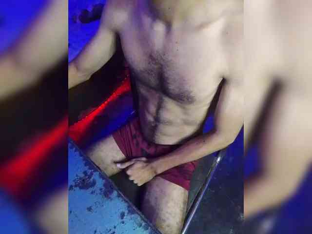 DeyPectoral1