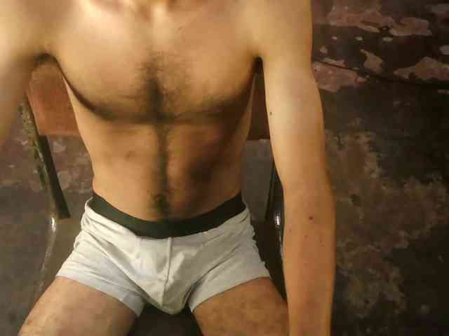 DeyPectoral1