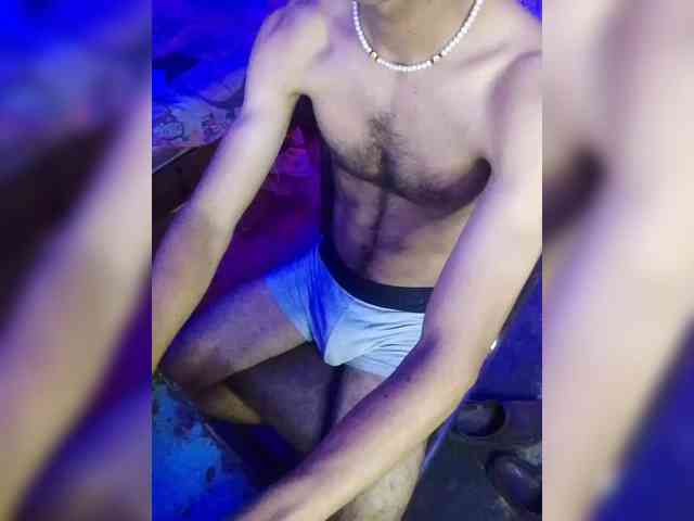 DeyPectoral1