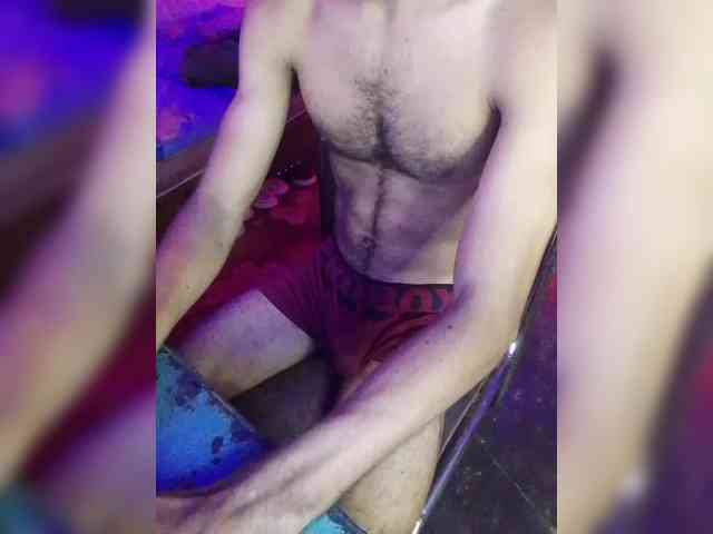 DeyPectoral1