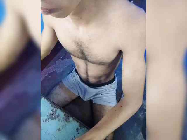DeyPectoral1