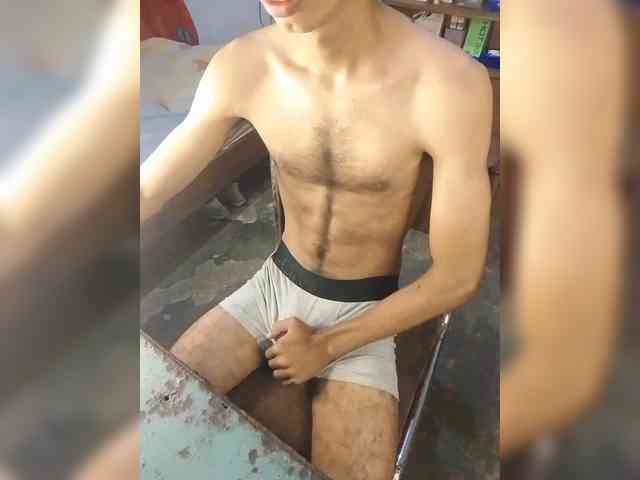 DeyPectoral1