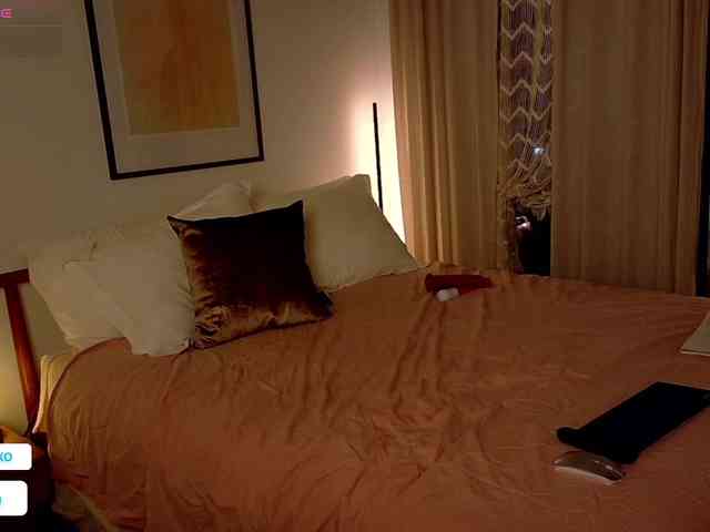 MissTheaCamille webcam