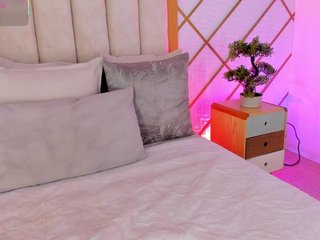 TaniaSmith Porn Show