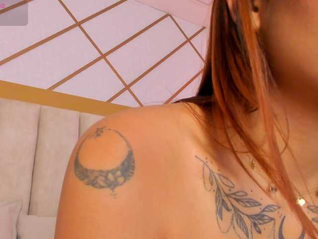 TaniaSmith's BongaCams show and profile