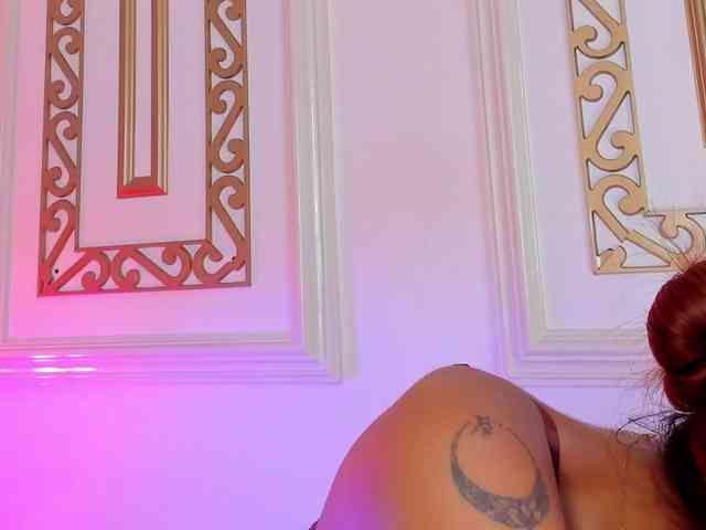 TaniaSmith TaniaSmith