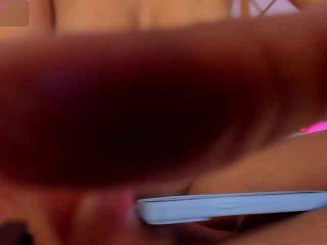 TaniaSmith Live Webcam on BongaCams