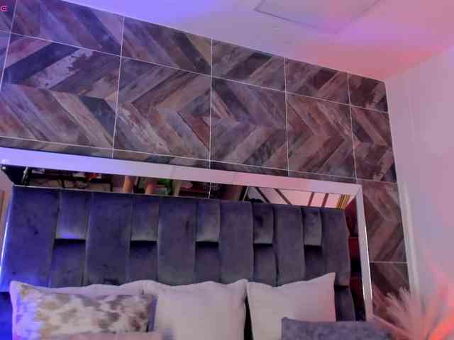 TaniaSmith TaniaSmith