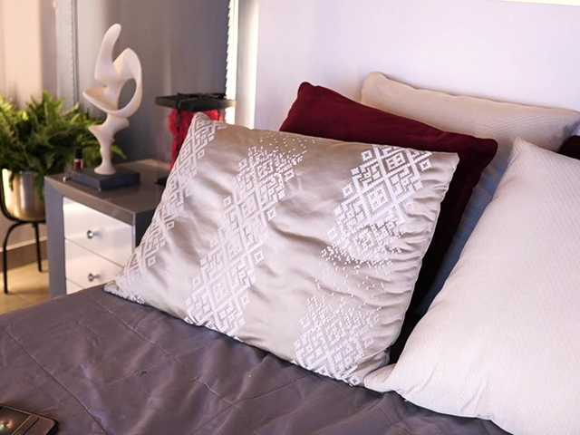 AylinMiller's BongaCams show and profile