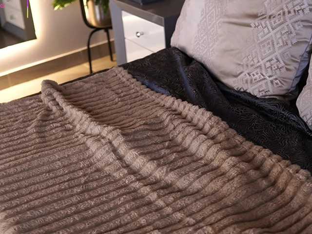 AylinMiller's BongaCams show and profile