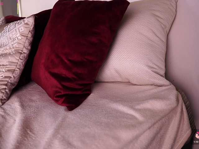 AylinMiller's BongaCams show and profile