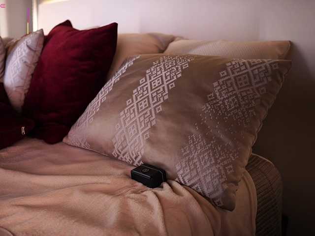 AylinMiller's BongaCams show and profile