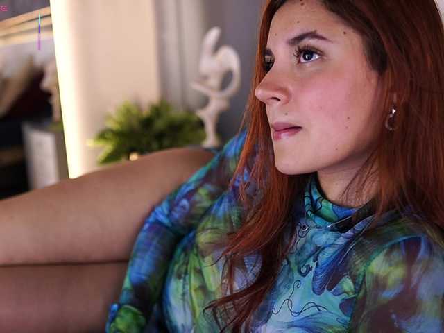 AylinMiller's BongaCams show and profile