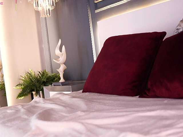 AylinMiller's BongaCams show and profile