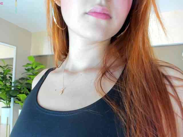 AylinMiller webcam