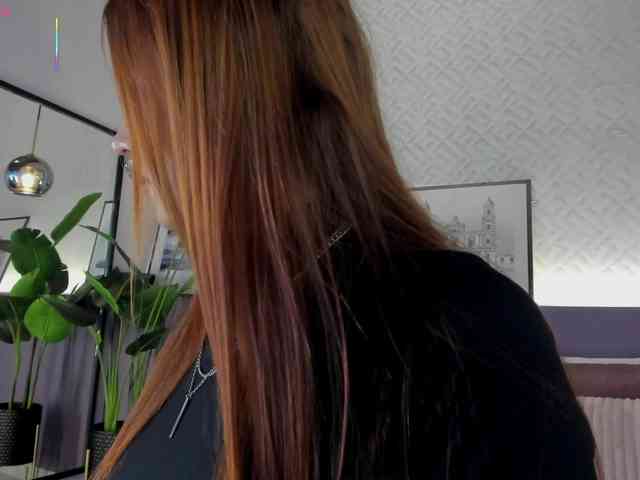 AylinMiller webcam