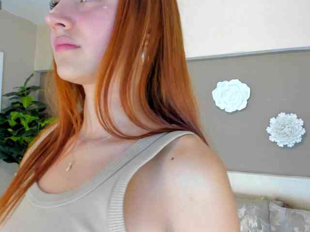 AylinMiller webcam