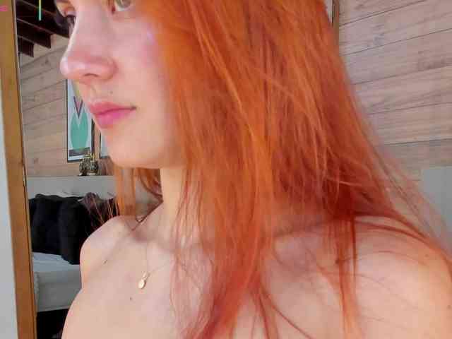 AylinMiller webcam