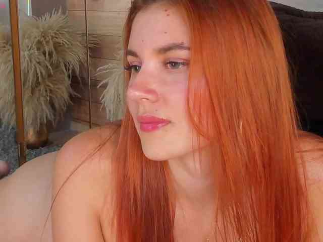 AylinMiller webcam
